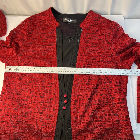 Amanda Collection Chic Red & Black Women's Blouse - Picture 3 of 11